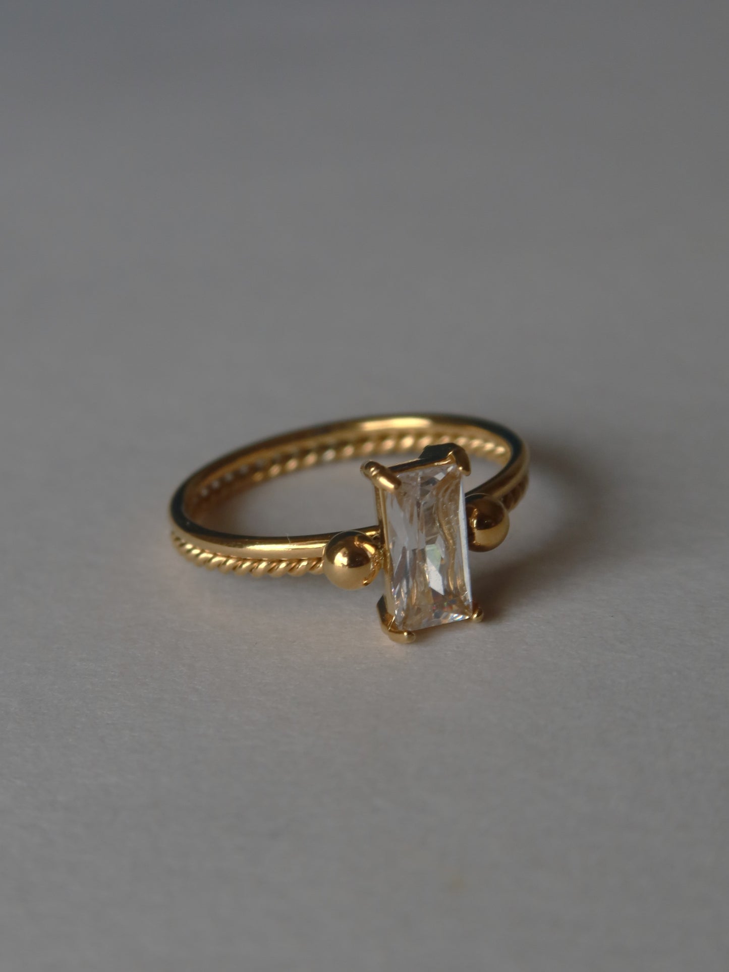 The Solis Solitaire