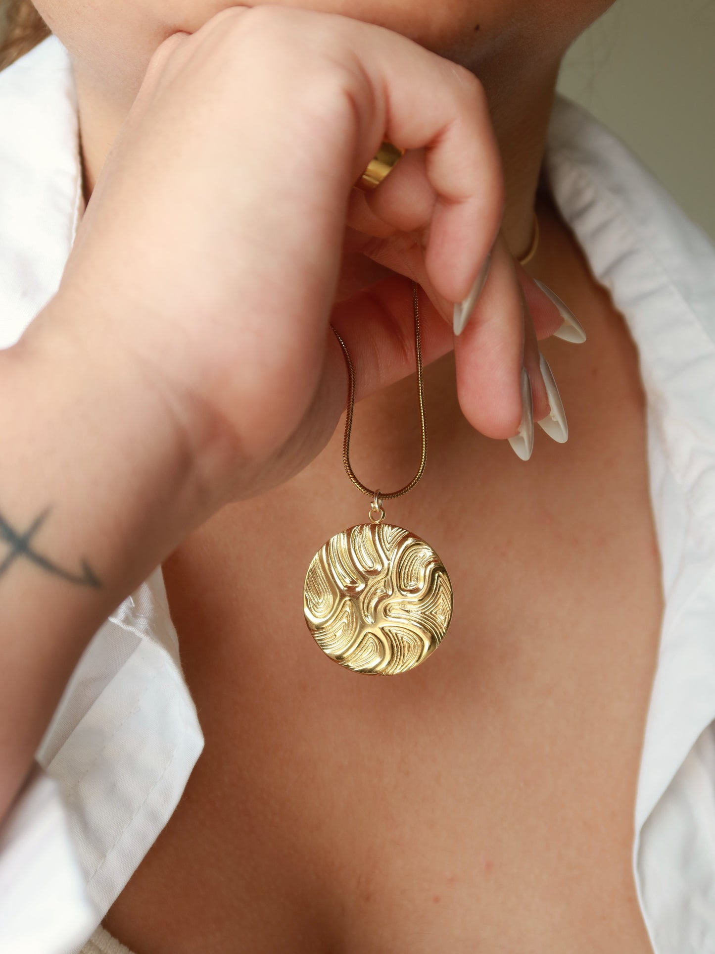 Muse Medallion Necklace