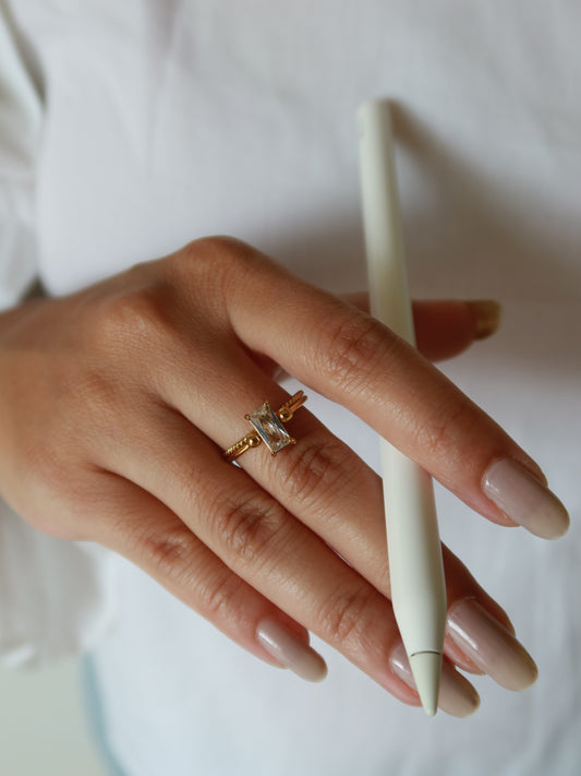 The Solis Solitaire